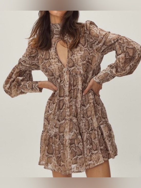 Nasty Gal Dresses & Skirts - NWT Nasty Gal Snake Print  Mini Dress in Brown Sz 4